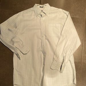 Hathaway Platinum 100% Colton button down shirt
